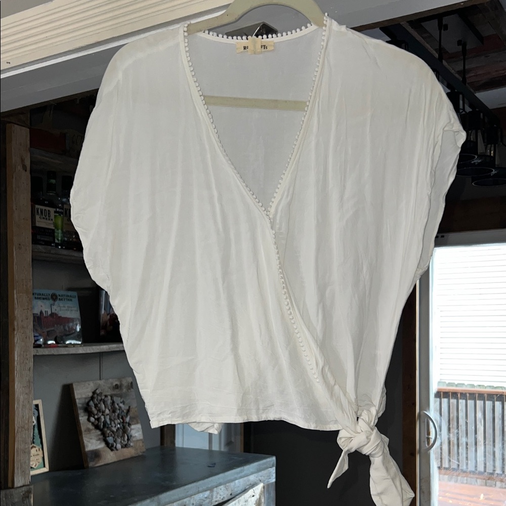 Chic White Tie-Front Blouse